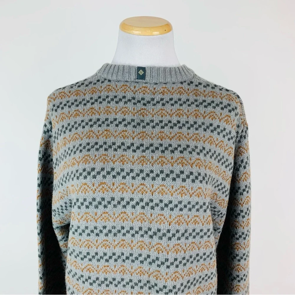 Columbia Sweater Large